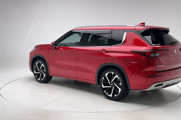 2021 Mitsubishi Outlander Exceed ZM