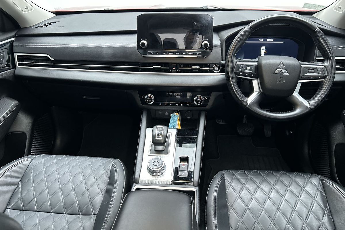 2021 Mitsubishi Outlander Exceed ZM