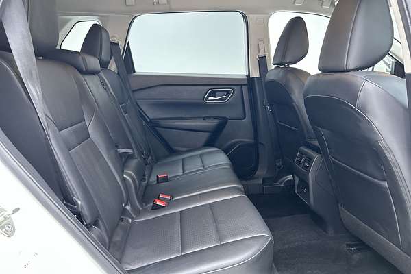 2023 Nissan X-TRAIL ST-L T33