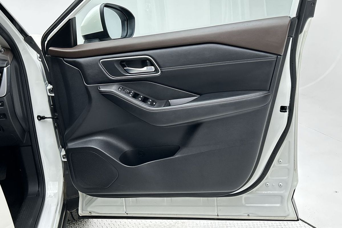 2023 Nissan X-TRAIL ST-L T33