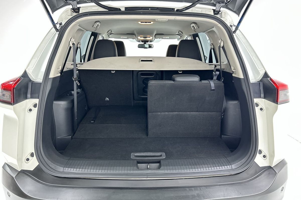 2023 Nissan X-TRAIL ST-L T33