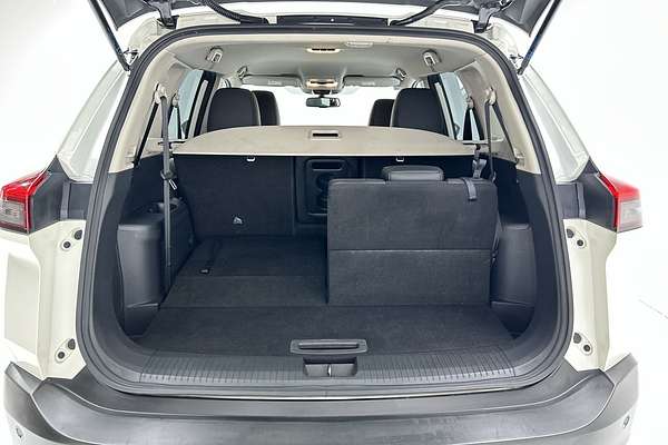 2023 Nissan X-TRAIL ST-L T33
