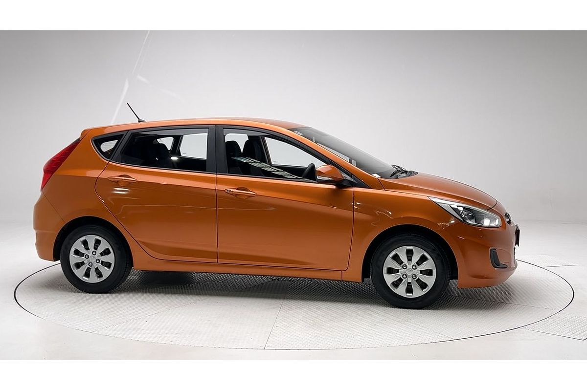 2016 Hyundai Accent Active RB3