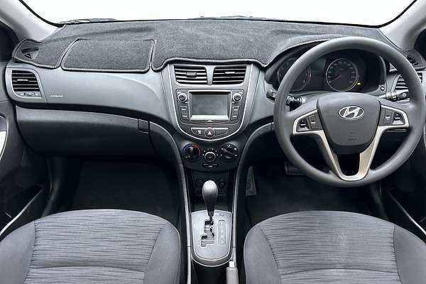 2016 Hyundai Accent Active RB3