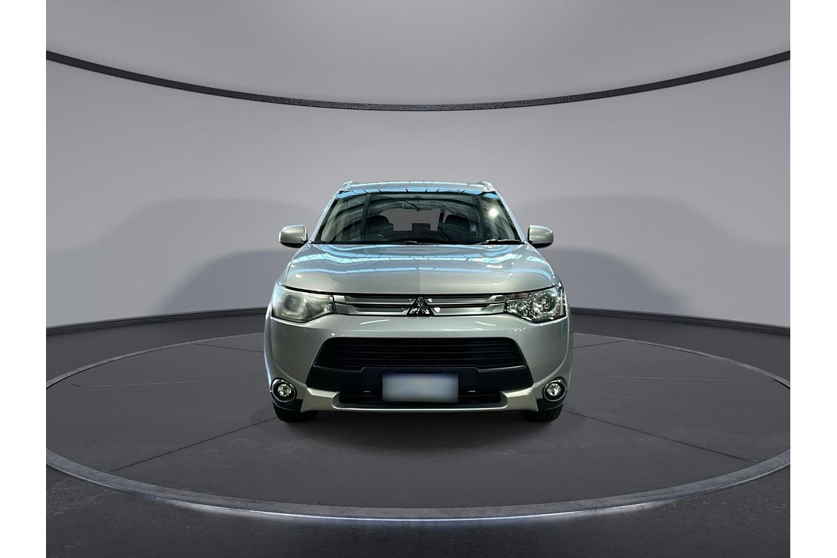 2014 Mitsubishi Outlander ES ZJ