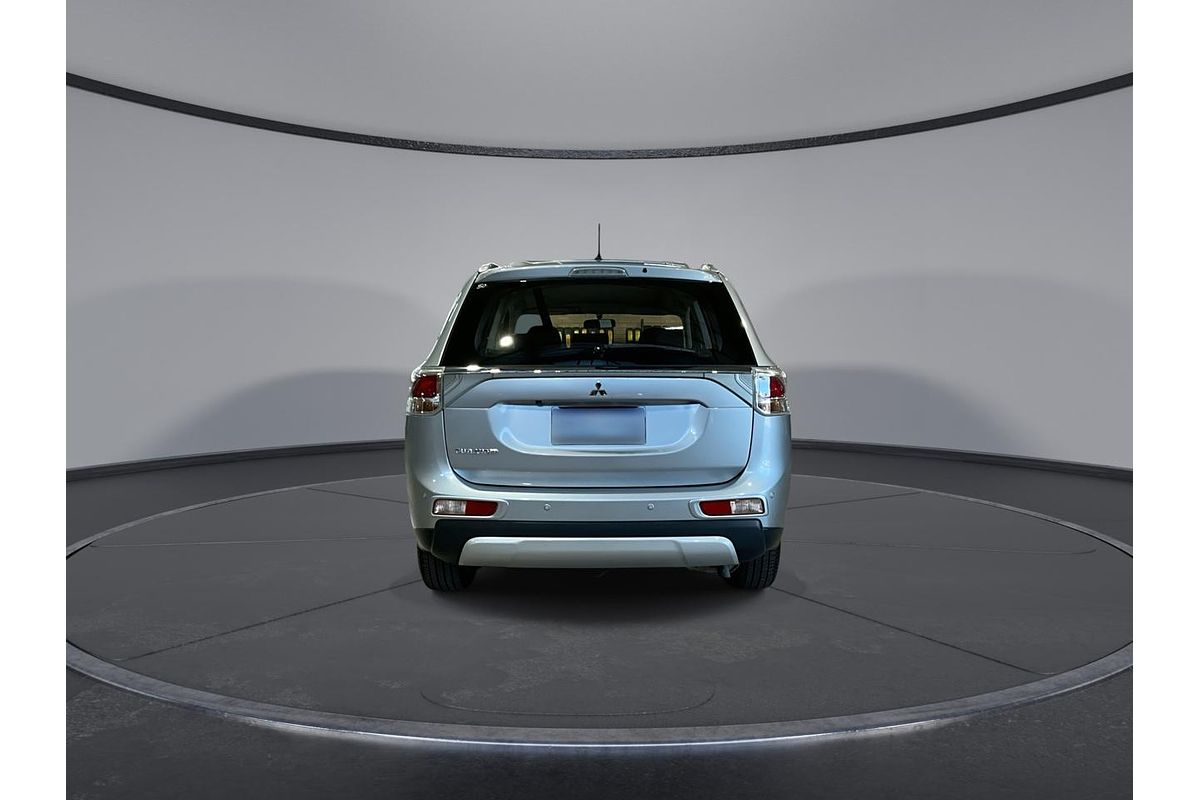 2014 Mitsubishi Outlander ES ZJ