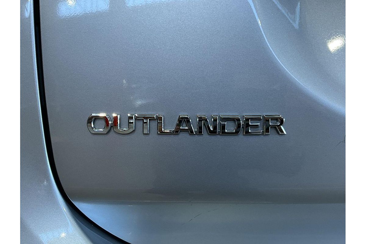2014 Mitsubishi Outlander ES ZJ