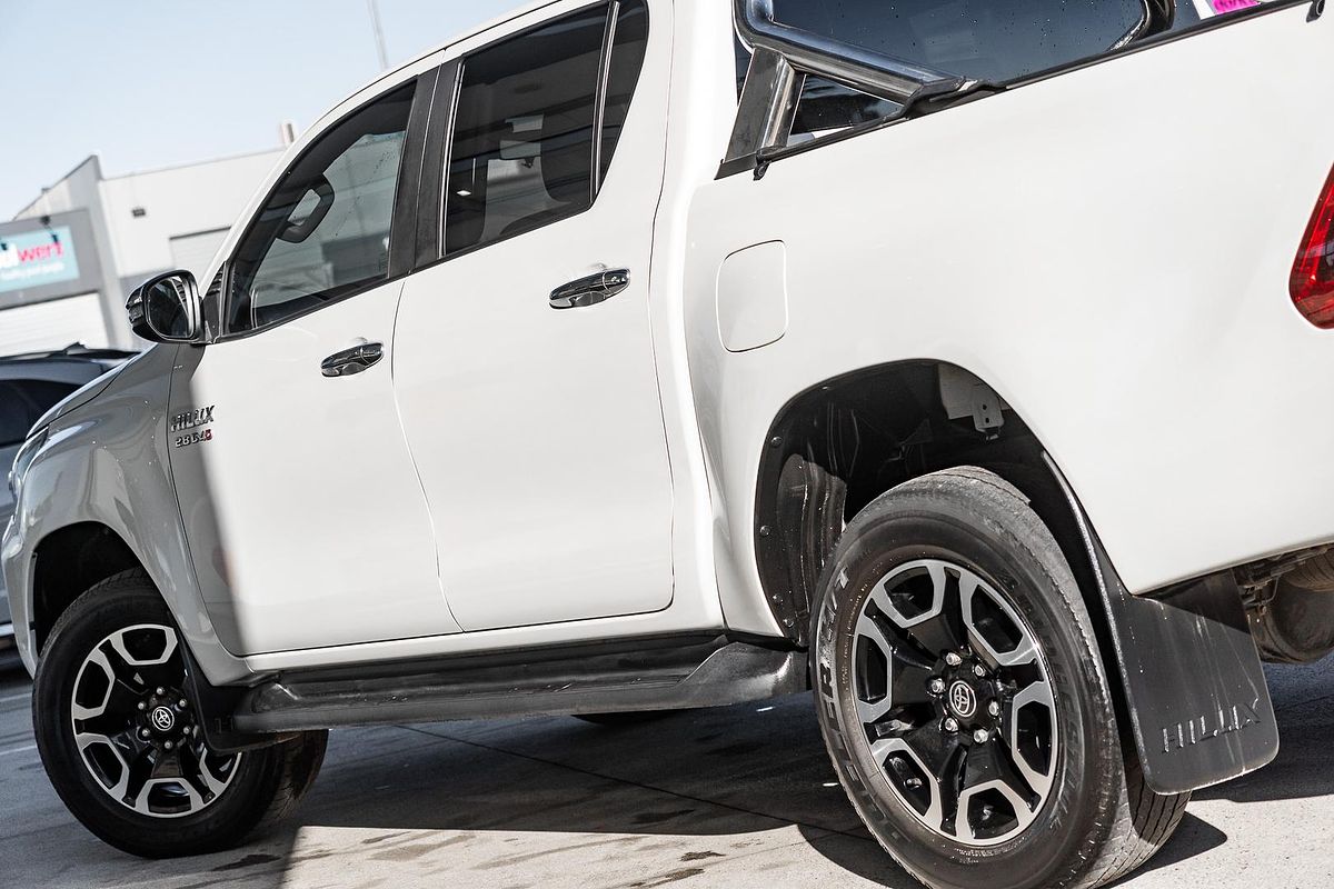 2020 Toyota Hilux SR5 GUN126R 4X4