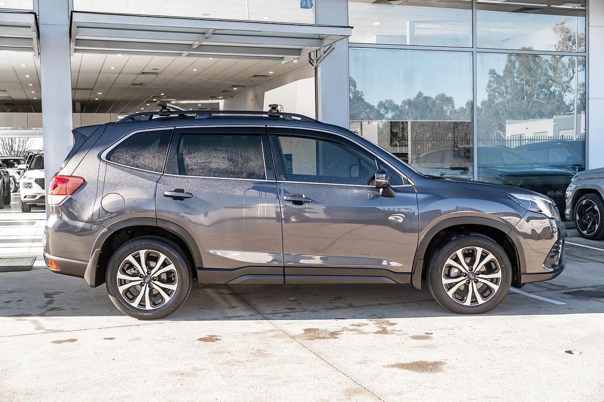 2021 Subaru Forester 2.5i Premium S5