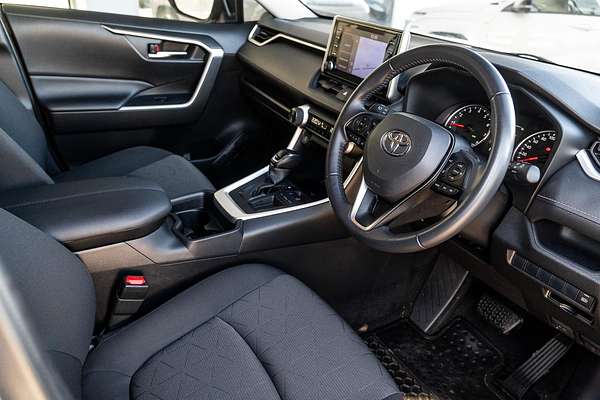 2020 Toyota RAV4 GXL MXAA52R