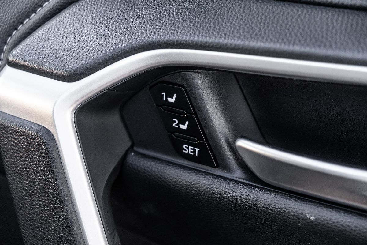2019 Toyota RAV4 Cruiser AXAH52R