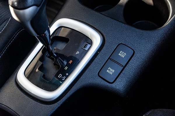 2020 Toyota Hilux SR5 GUN126R 4X4
