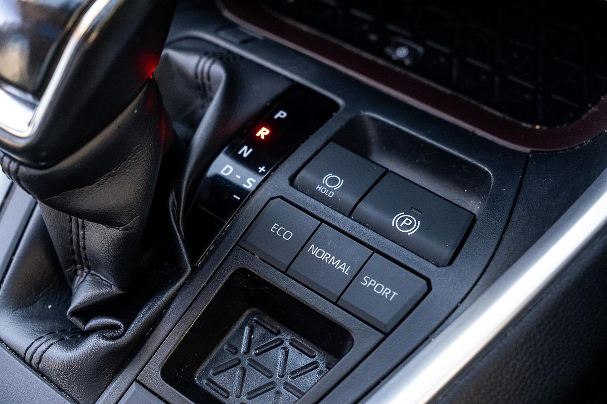 2019 Toyota RAV4 Cruiser AXAH52R