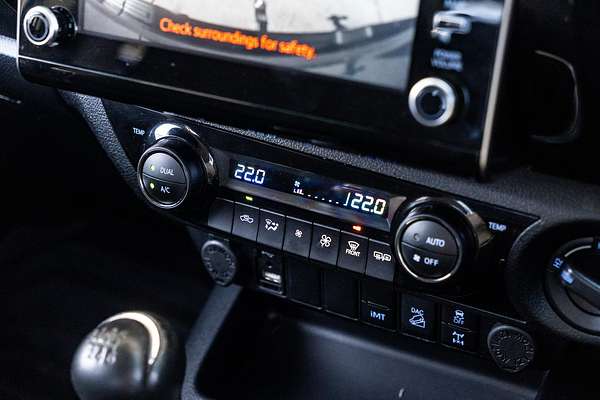 2021 Toyota Hilux SR5 GUN126R 4X4