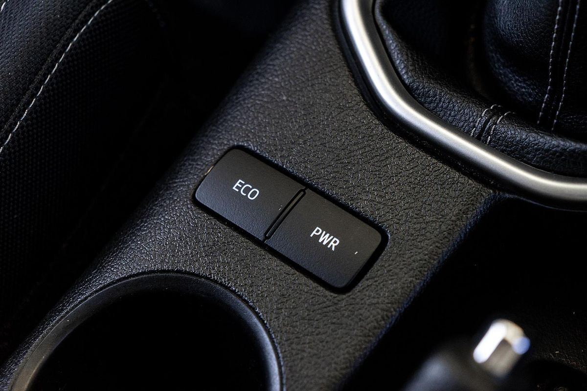 2021 Toyota Hilux SR5 GUN126R 4X4