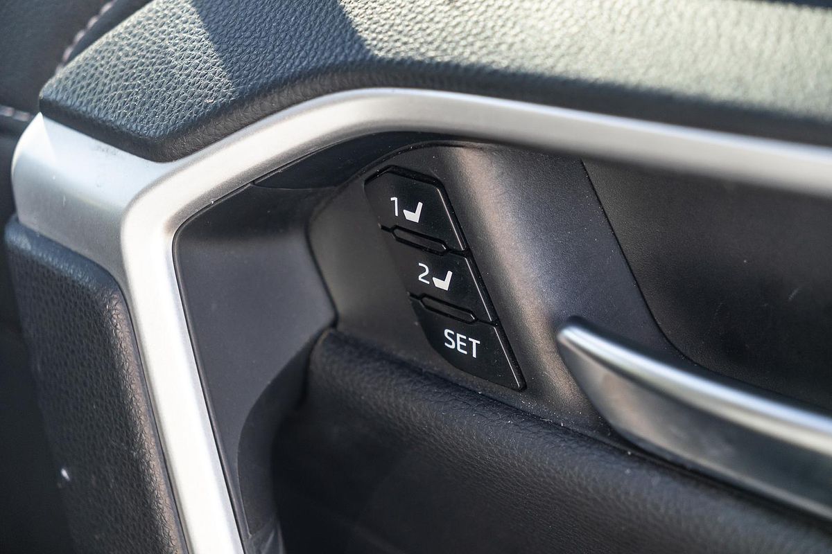 2019 Toyota RAV4 Cruiser AXAH52R