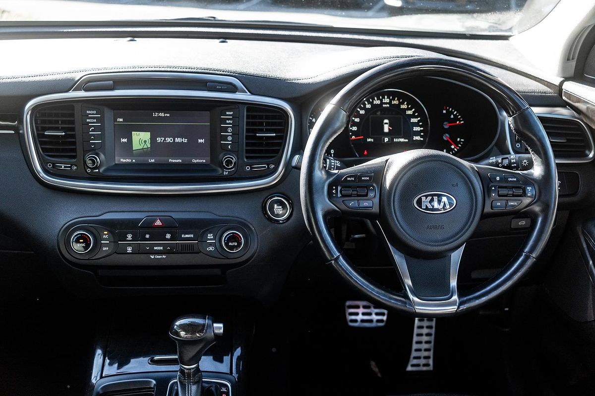 2017 Kia Sorento SLi UM