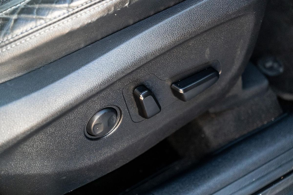 2017 Kia Sorento SLi UM