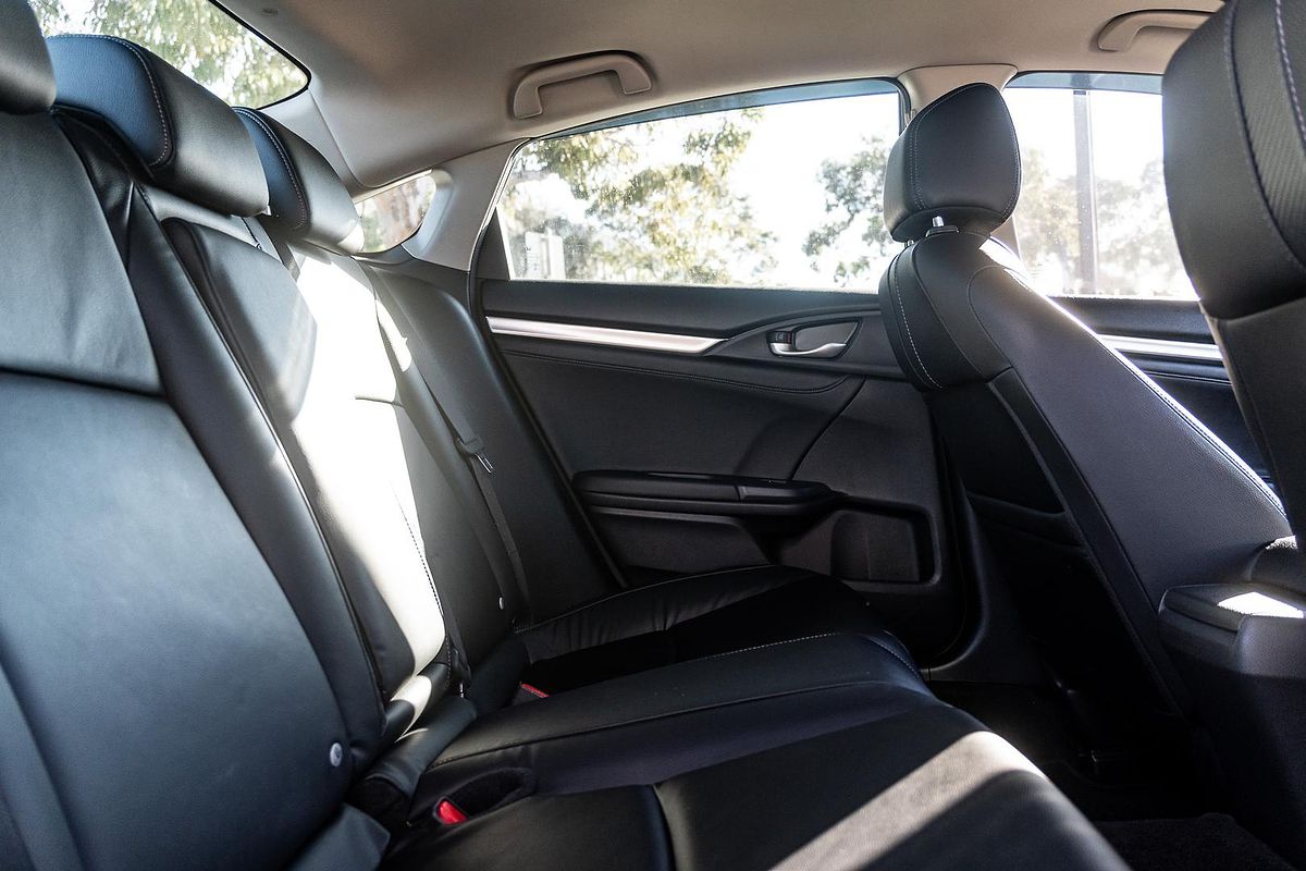 2017 Honda Civic VTi-LX 10th Gen
