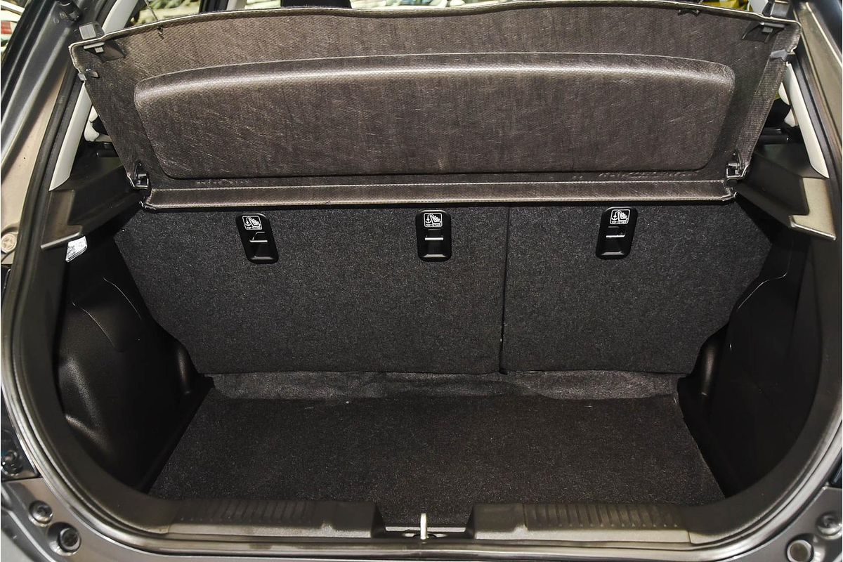 2024 Suzuki Swift Hybrid Plus UZ
