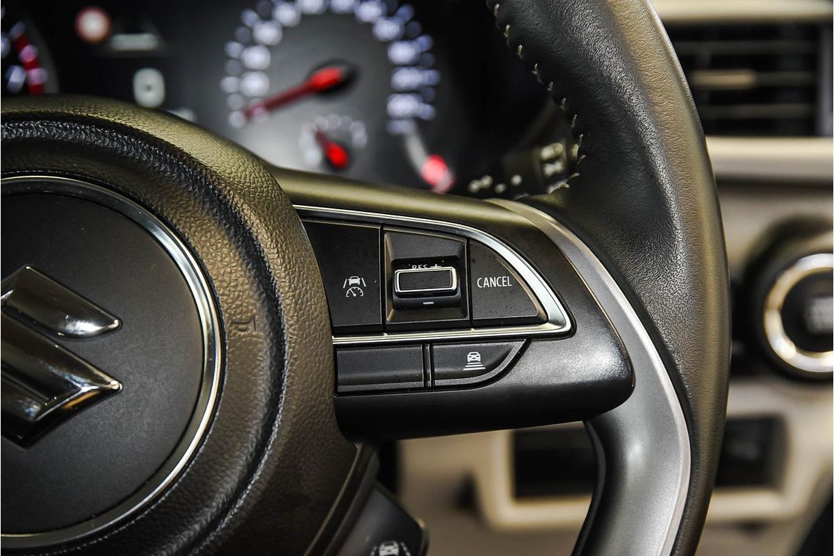 2024 Suzuki Swift Hybrid Plus UZ