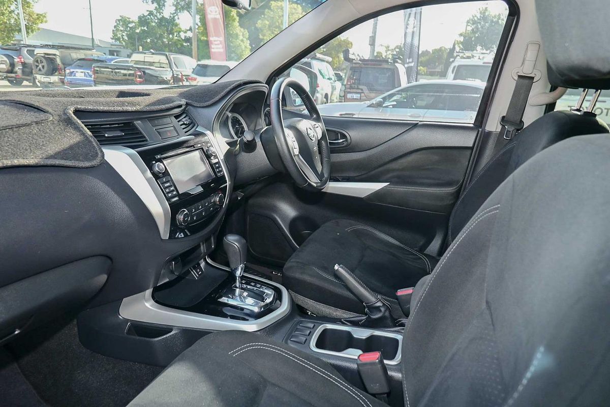 2017 Nissan Navara ST D23 Series 2 Rear Wheel Drive
