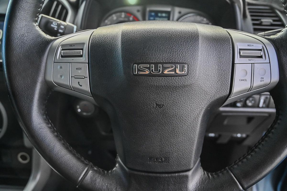 2015 Isuzu MU-X LS-T