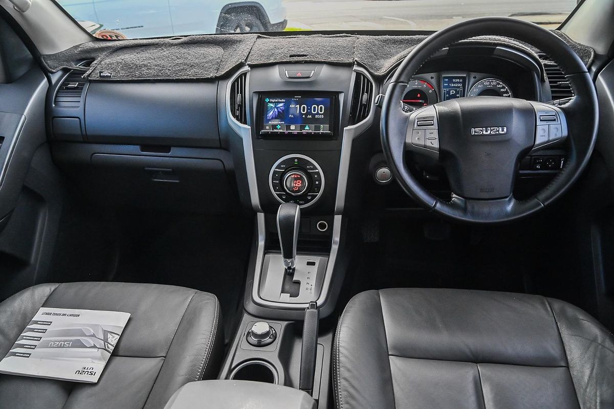 2015 Isuzu MU-X LS-T