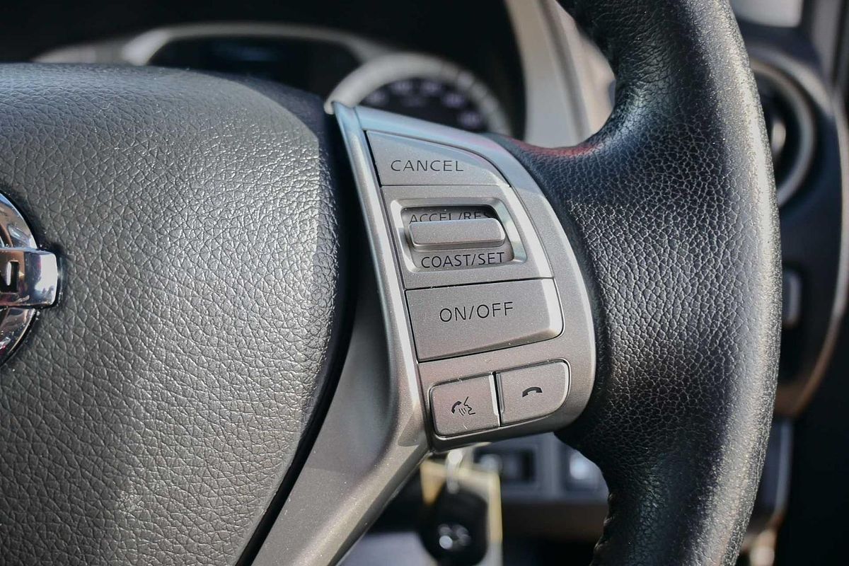 2017 Nissan Navara ST D23 Series 2 Rear Wheel Drive