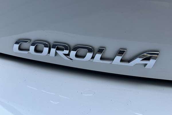 2024 Toyota Corolla Ascent Sport Hybrid ZWE219R