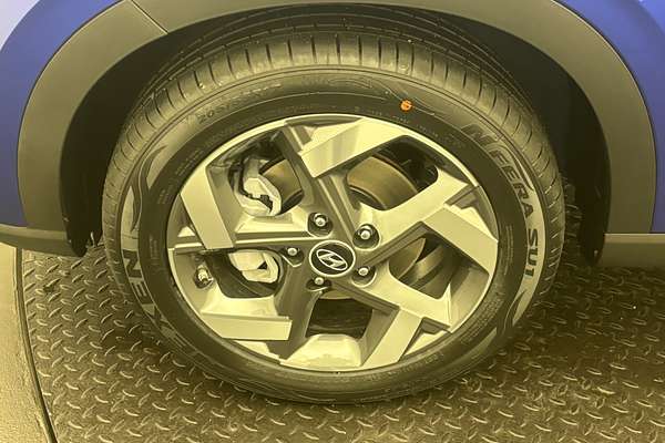 2025 Hyundai Venue Elite QX.V5