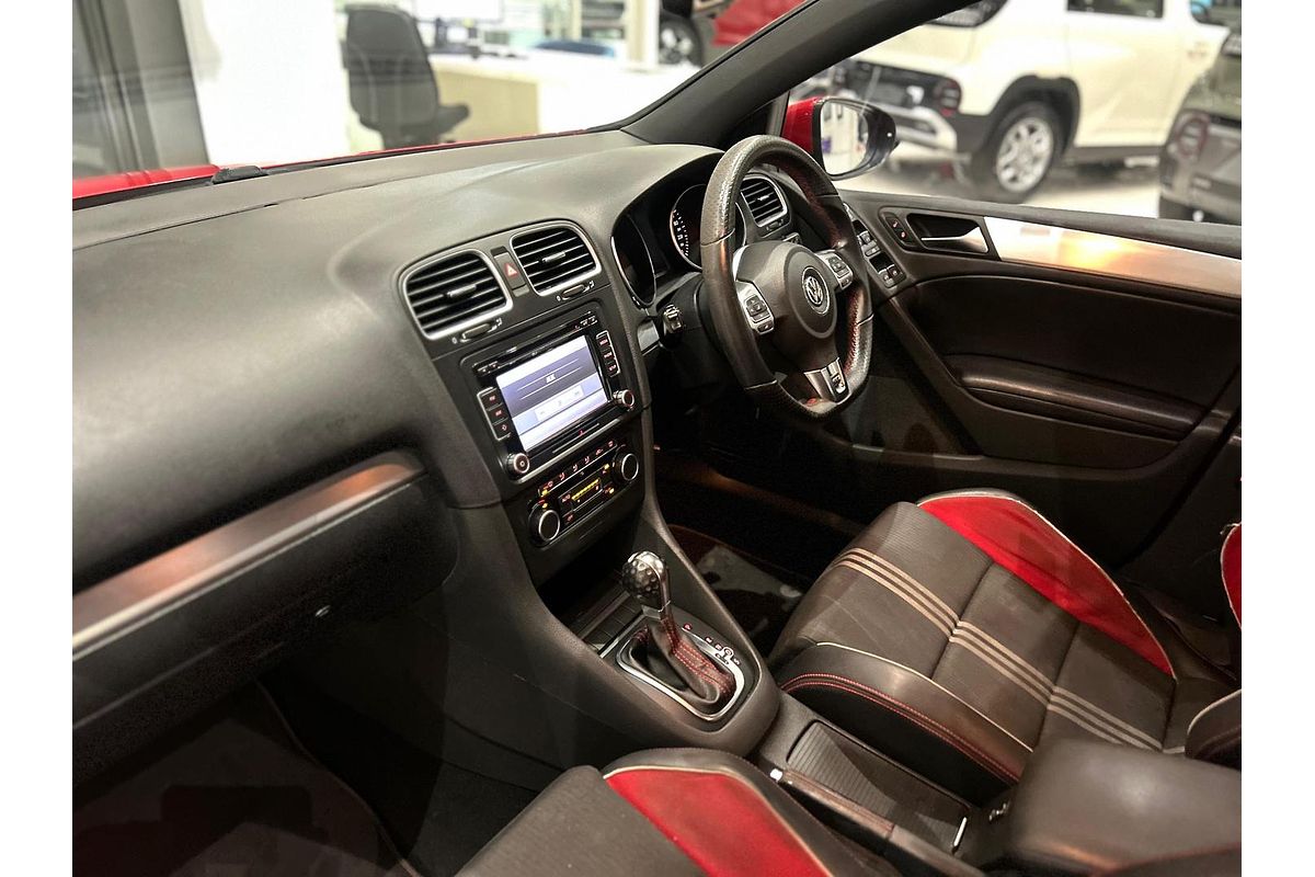 2011 Volkswagen Golf GTI Adidas VI