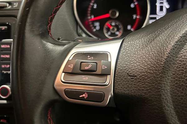 2011 Volkswagen Golf GTI Adidas VI