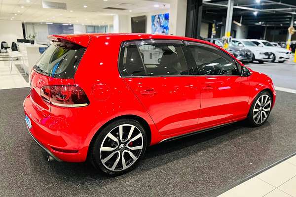 2011 Volkswagen Golf GTI Adidas VI