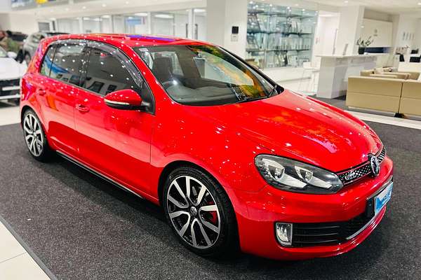 2011 Volkswagen Golf GTI Adidas VI