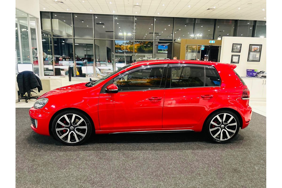 2011 Volkswagen Golf GTI Adidas VI