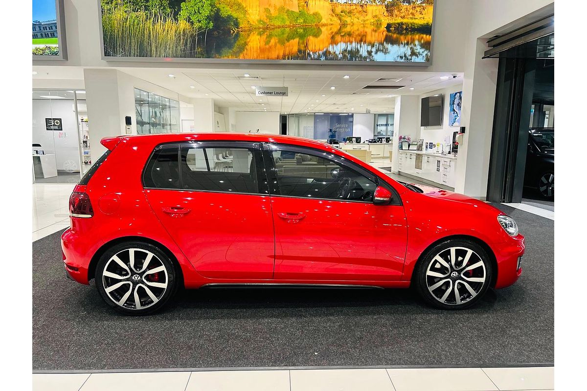 2011 Volkswagen Golf GTI Adidas VI