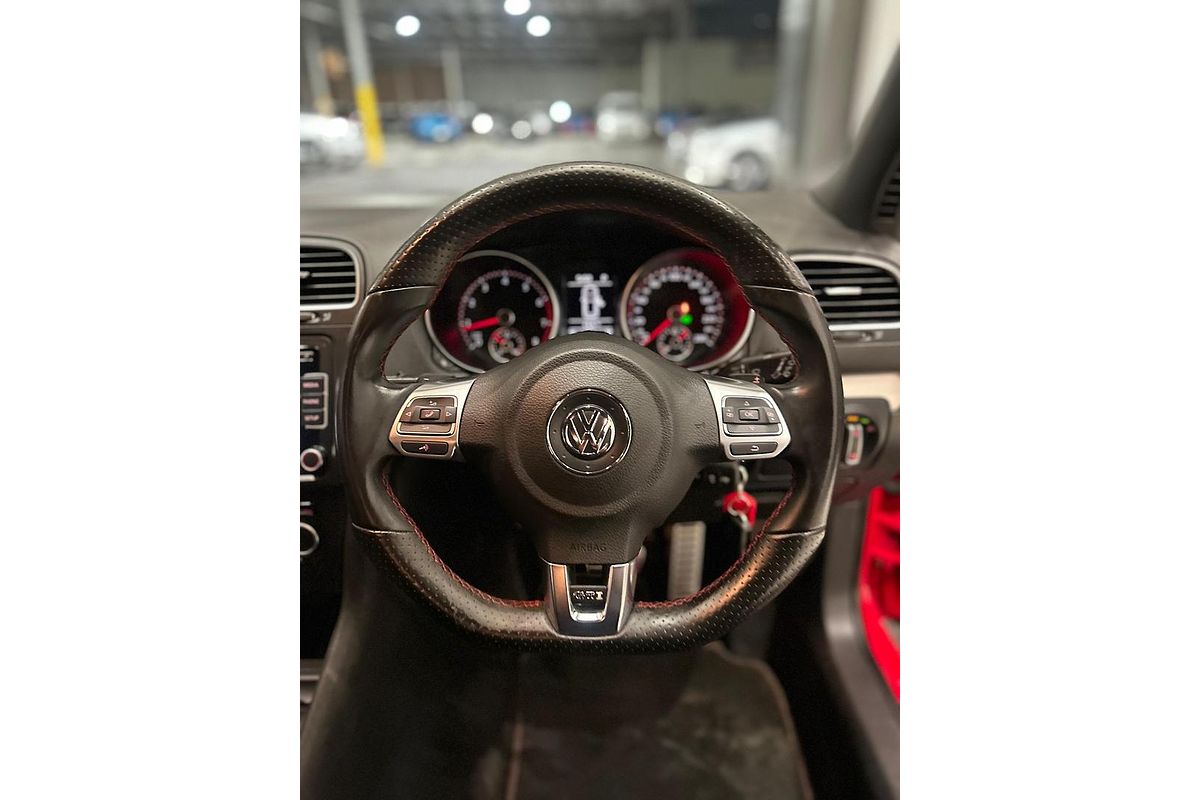 2011 Volkswagen Golf GTI Adidas VI