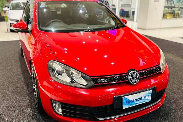 2011 Volkswagen Golf GTI Adidas VI