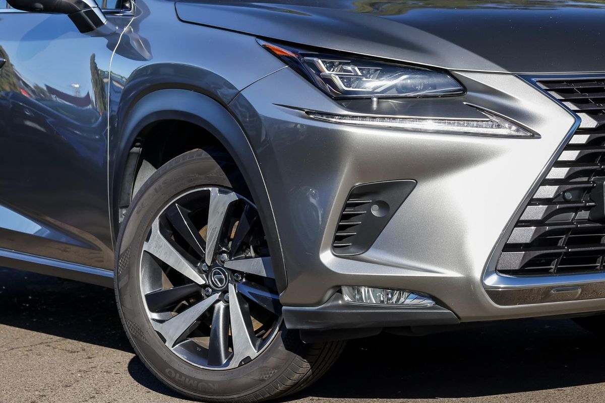 2018 Lexus NX NX300h Sports Luxury AYZ15R