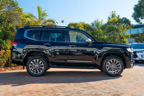 2024 Toyota Landcruiser Sahara ZX FJA300R