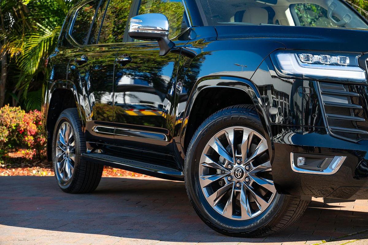 2024 Toyota Landcruiser Sahara ZX FJA300R