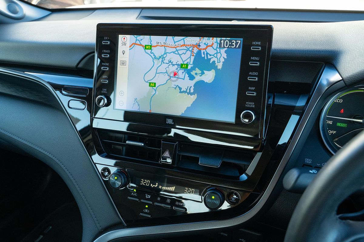 2022 Toyota Camry SL AXVH70R