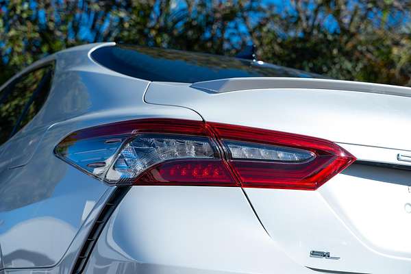 2022 Toyota Camry SL AXVH70R