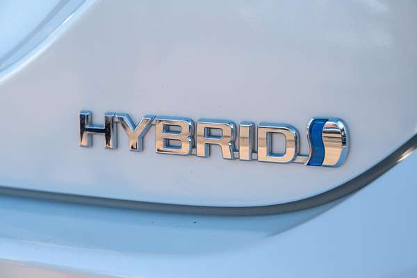 2022 Toyota Camry SL AXVH70R