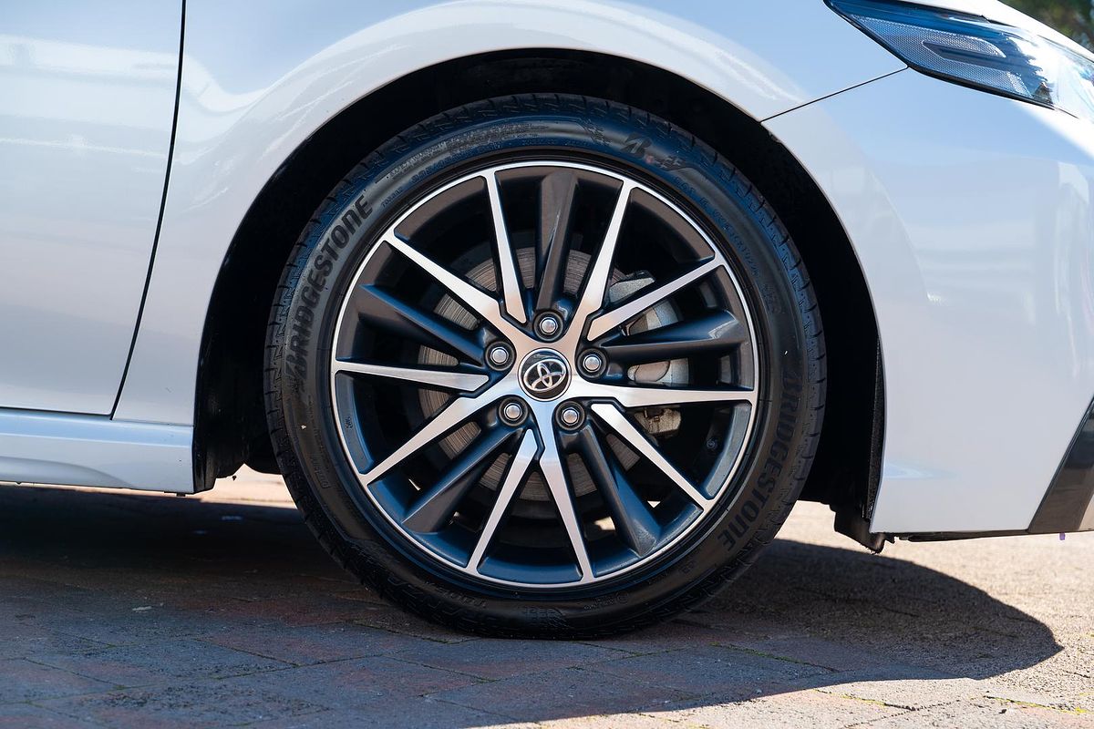 2022 Toyota Camry SL AXVH70R