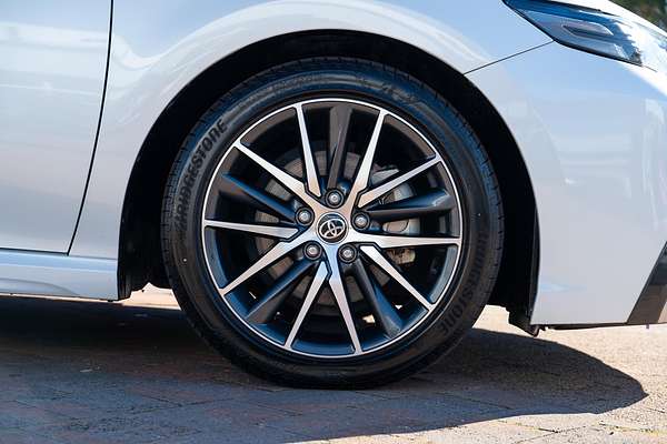 2022 Toyota Camry SL AXVH70R