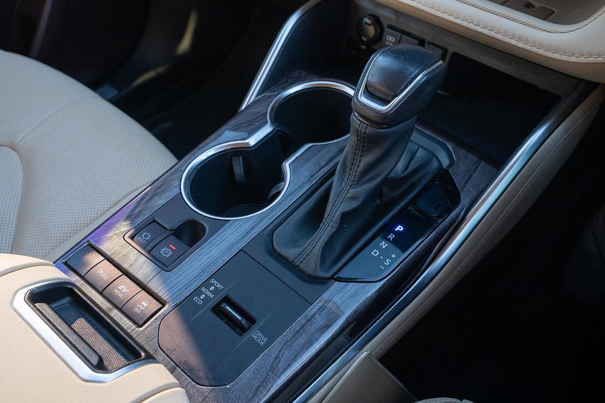 2021 Toyota Kluger Grande AXUH78R