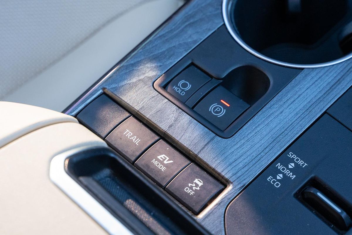 2021 Toyota Kluger Grande AXUH78R