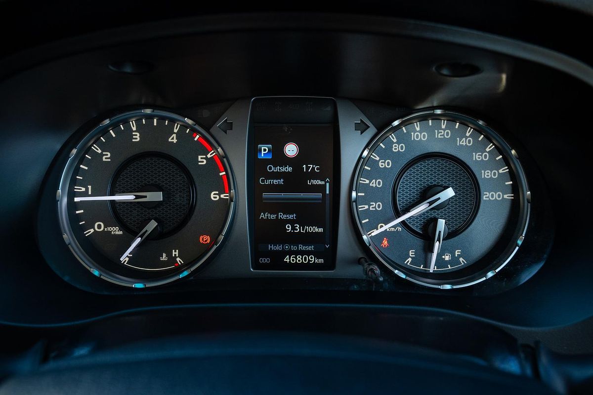 2021 Toyota Hilux SR5 GUN126R 4X4